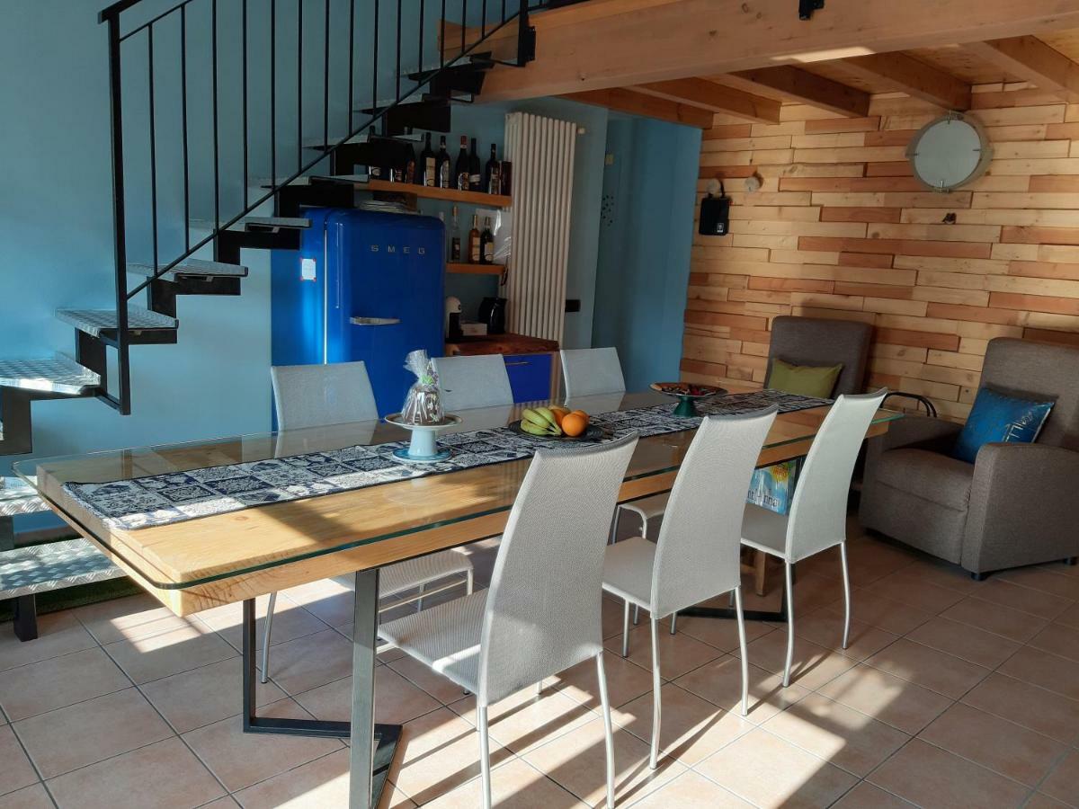 Ca' De' Mumi Appartement Luino Buitenkant foto